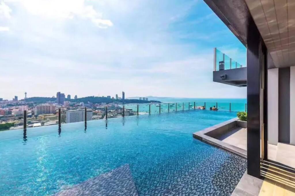 The Base Central Pattaya Quiet Room With Infinity Pool & Free Netflix Exterior foto